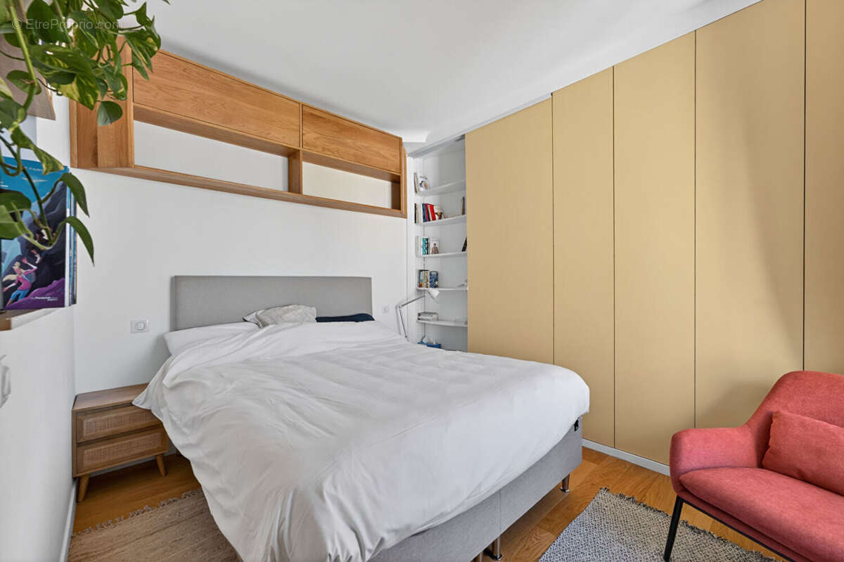 Appartement à PARIS-19E