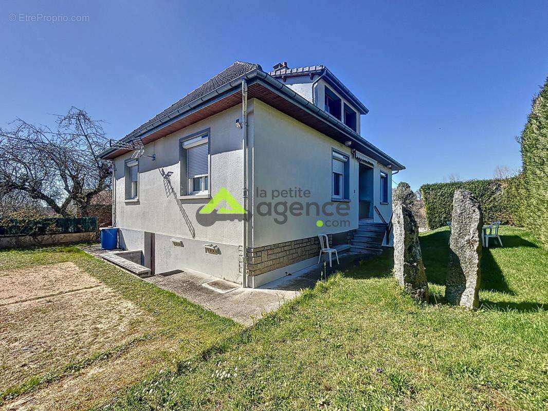 Maison à SAINT-VAURY