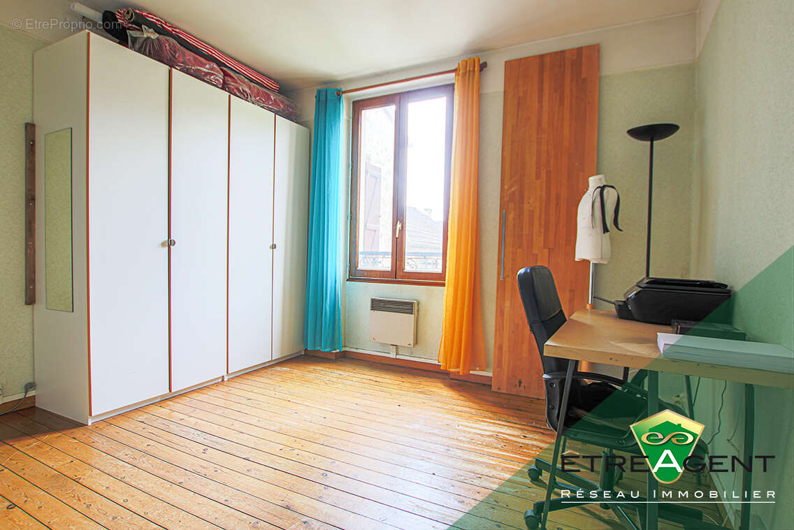 Maison à OINVILLE-SUR-MONTCIENT