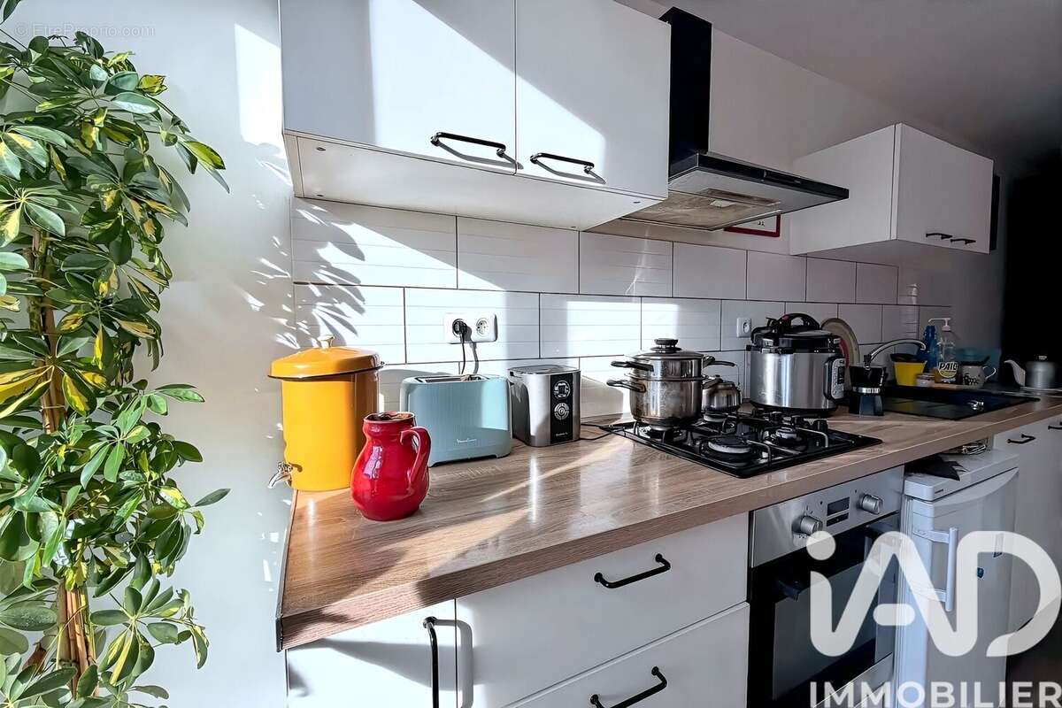 Photo 2 - Appartement à MARSEILLE-5E