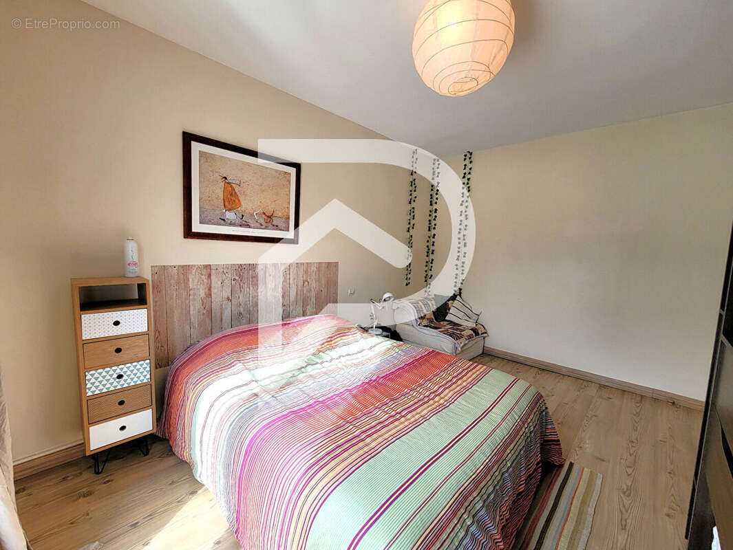 Maison à SAINT-CYPRIEN