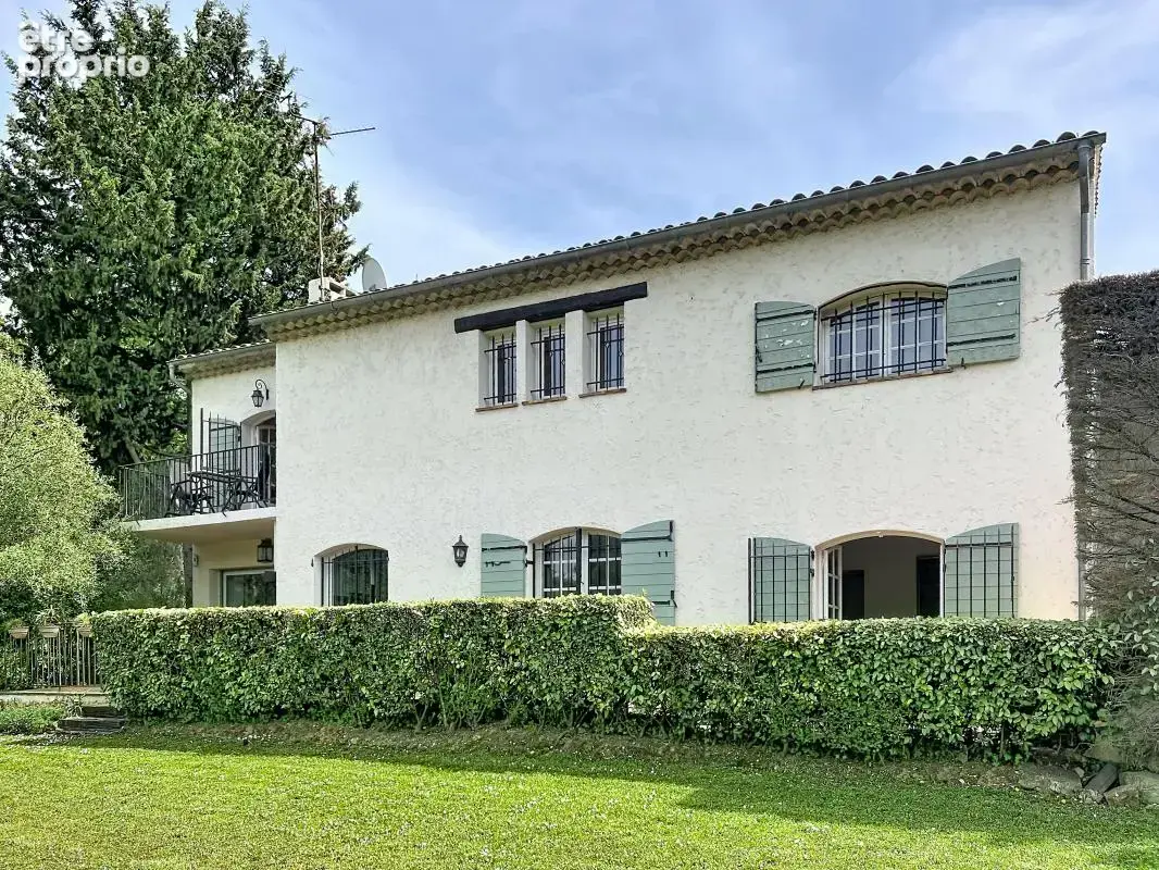 Belle Bastide familiale au sein d’un domaine privé - photo 3