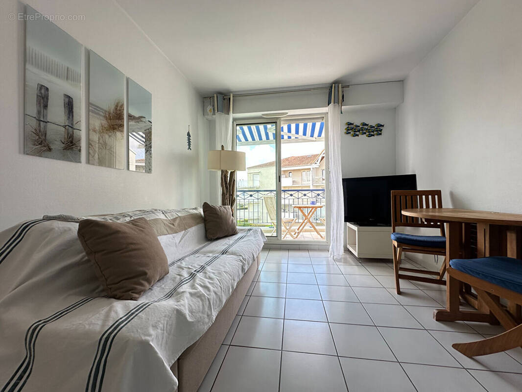Appartement à VAUX-SUR-MER