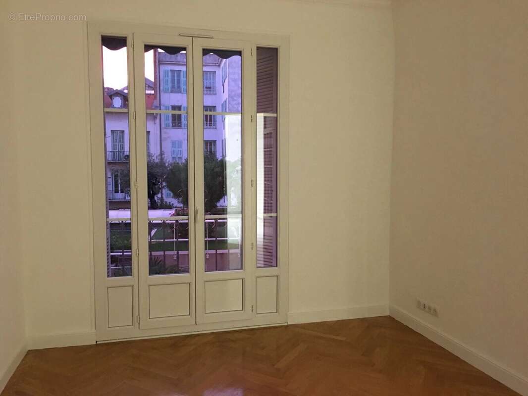 Salle - Appartement à NICE