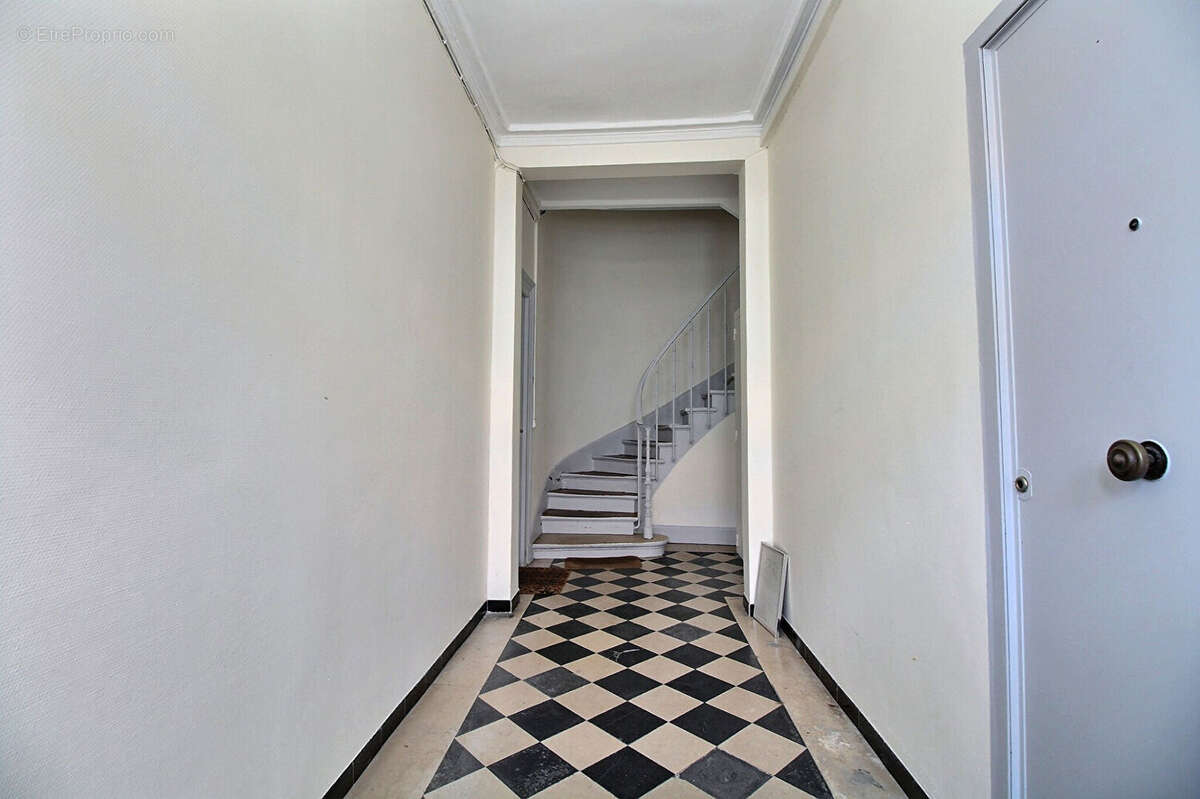 Appartement à BOIS-COLOMBES