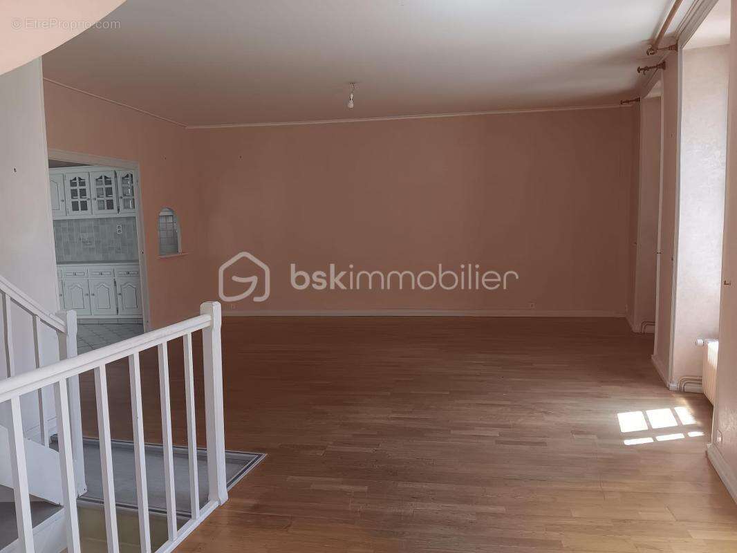 Appartement à MELLE