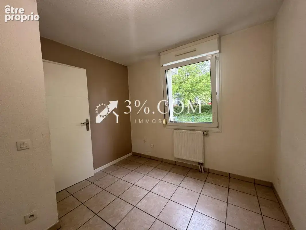 3%.COM Appartement  F2  avec terrasse et parking - photo 7