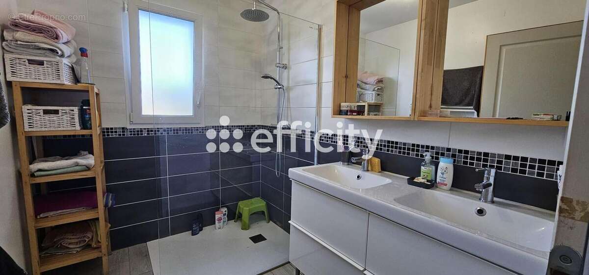 Maison à VILLIERS-EN-PLAINE