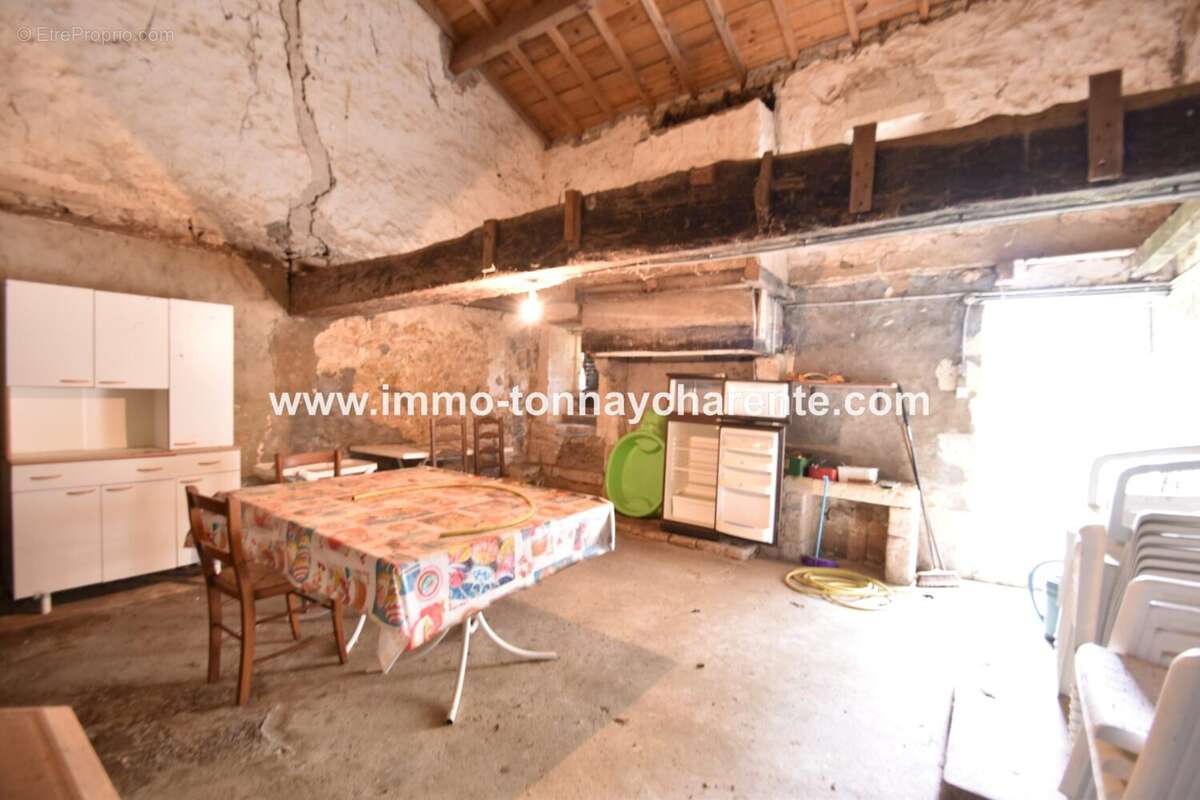 Maison à TONNAY-CHARENTE