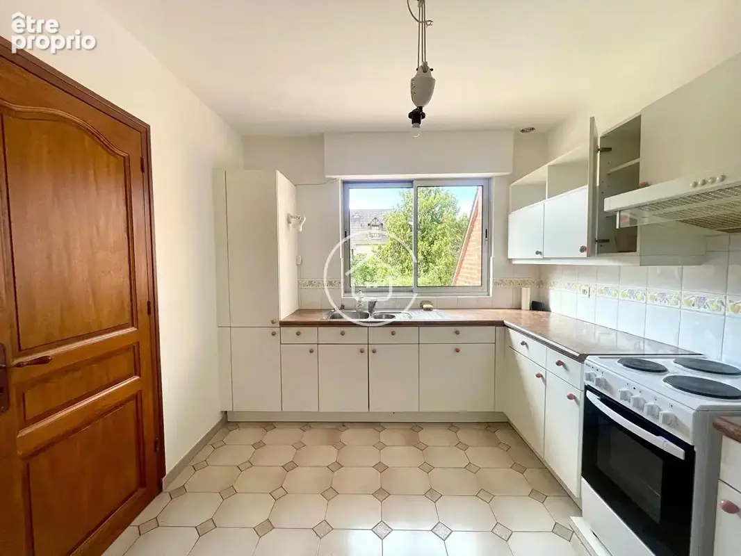 Maison La Chaussee Saint Victor 7 pièce(s) 128 m2 - photo 4