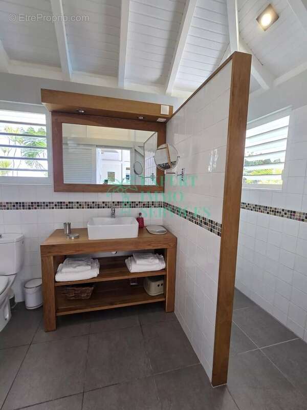 Maison à CAPESTERRE-DE-MARIE-GALANTE