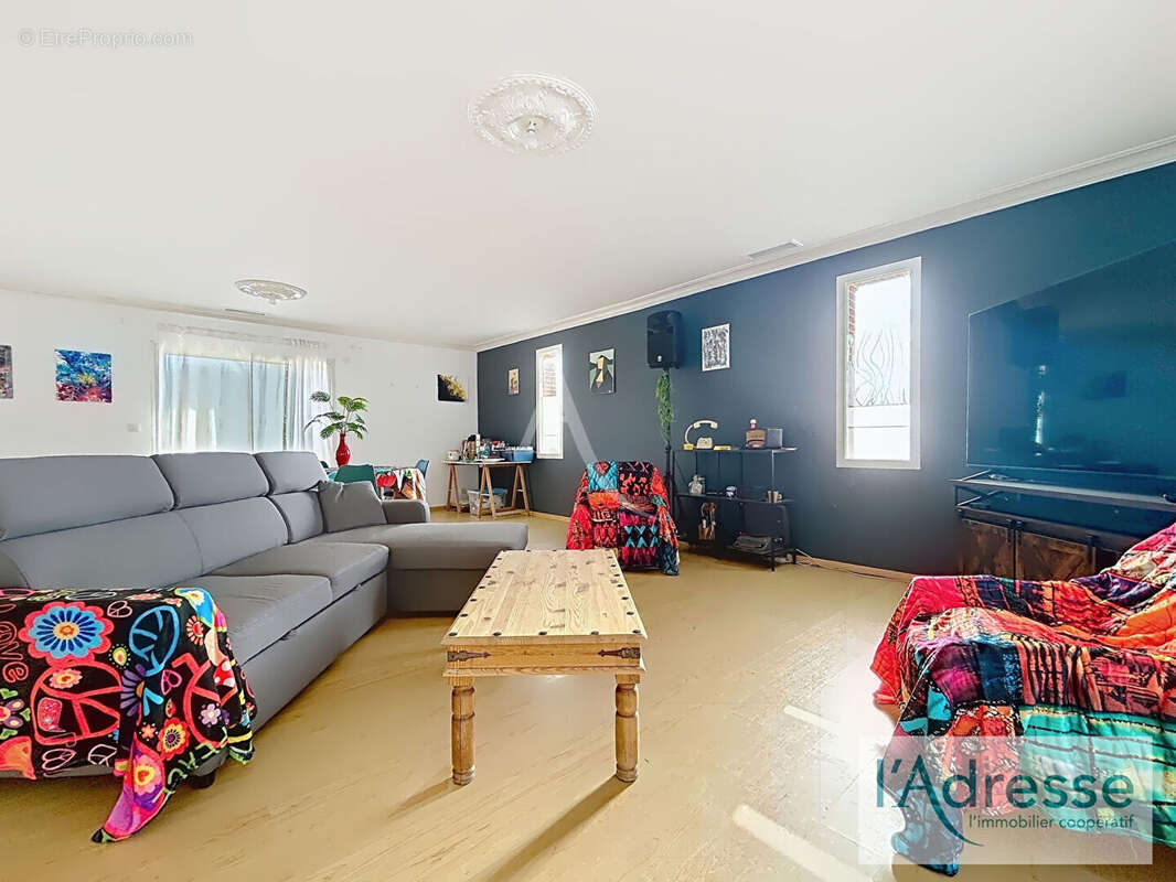 Maison à SAINT-JORY