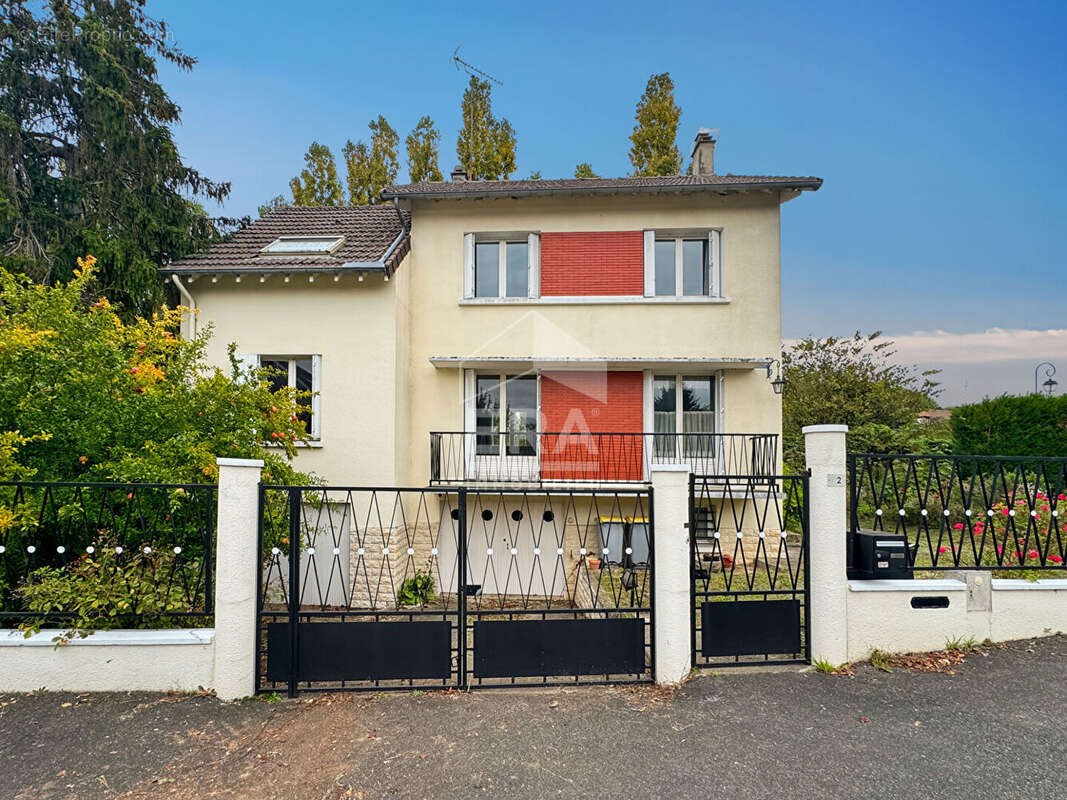 Maison à SAINT-HILAIRE