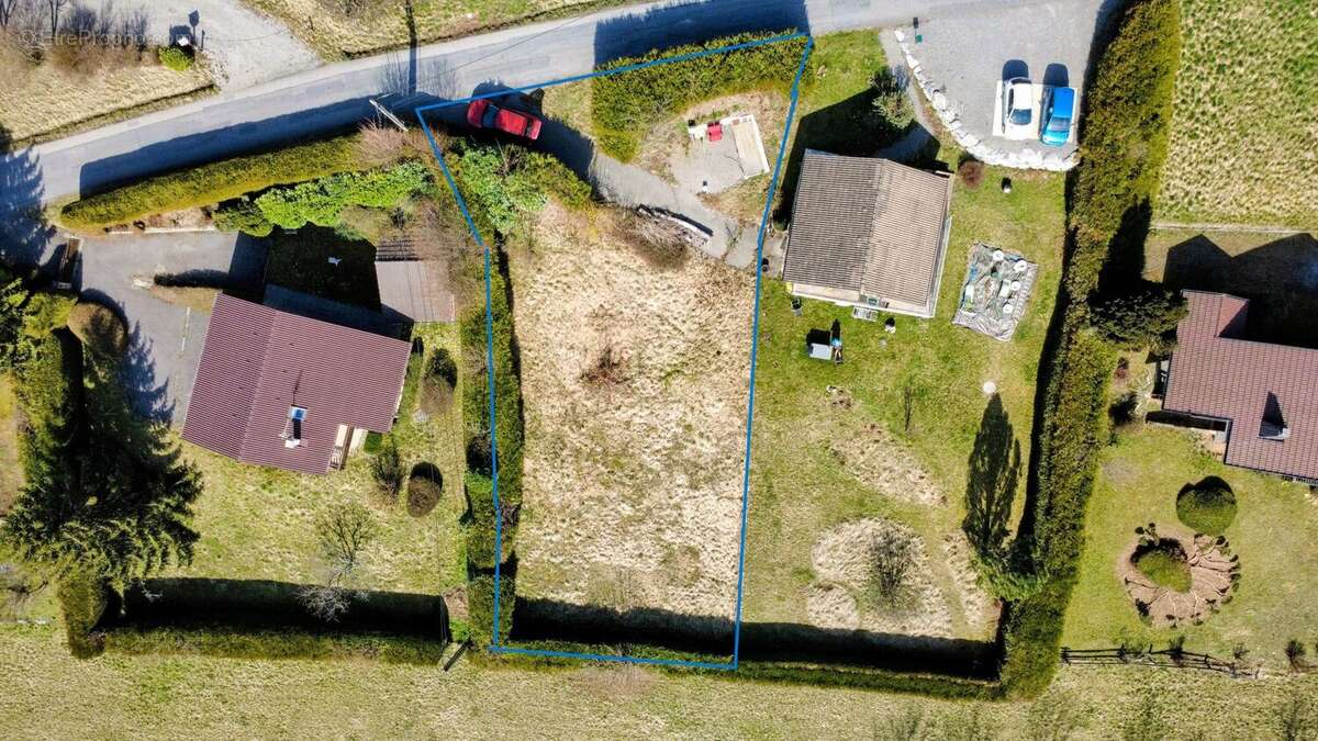 Terrain à SAINT-SIGISMOND