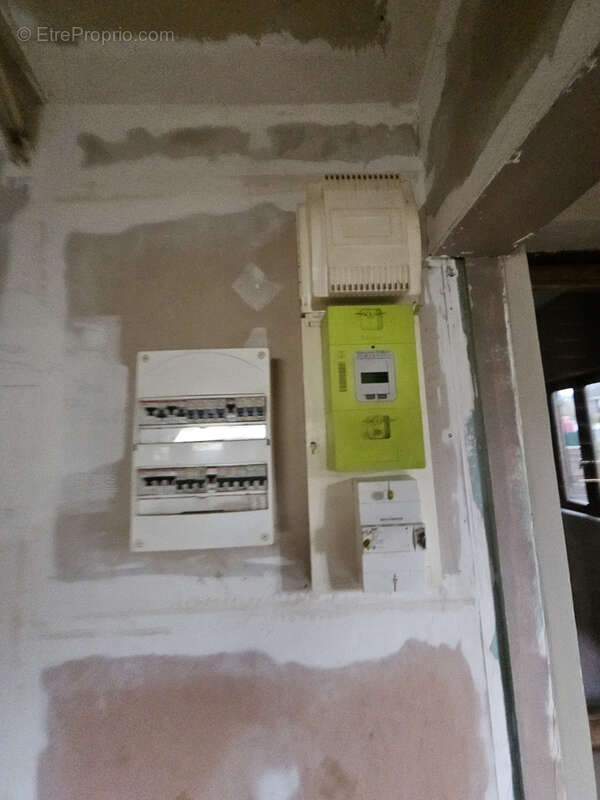 Maison à LA JONCHERE-SAINT-MAURICE