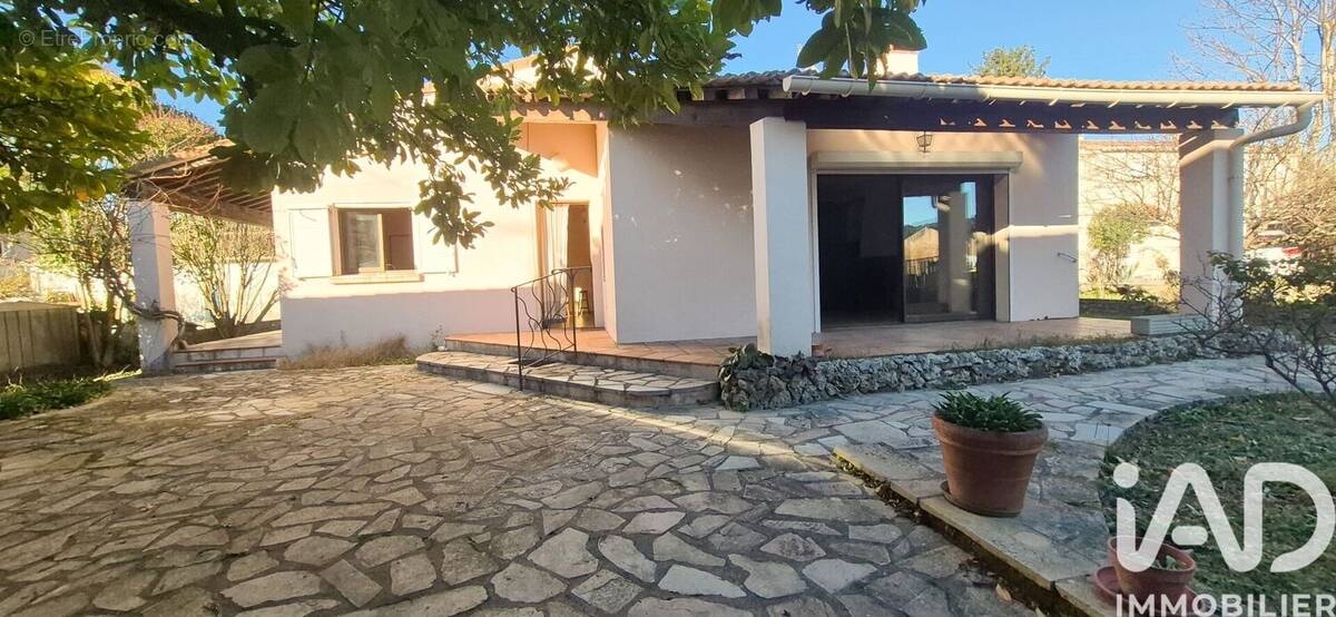 Photo 1 - Maison à SAINT-BAUZILLE-DE-PUTOIS