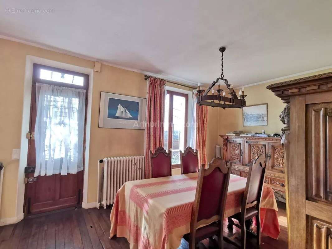 Maison à VILLENEUVE-SAINT-GEORGES