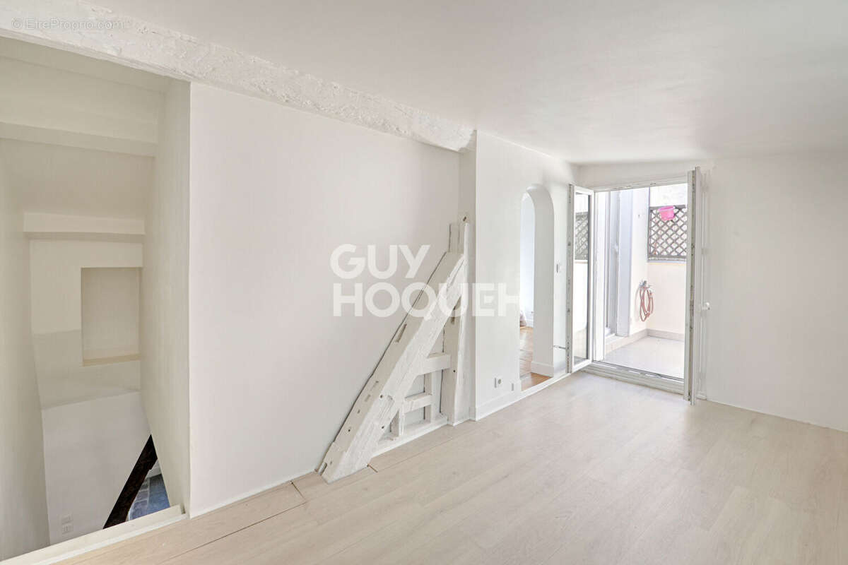 Appartement à PARIS-5E