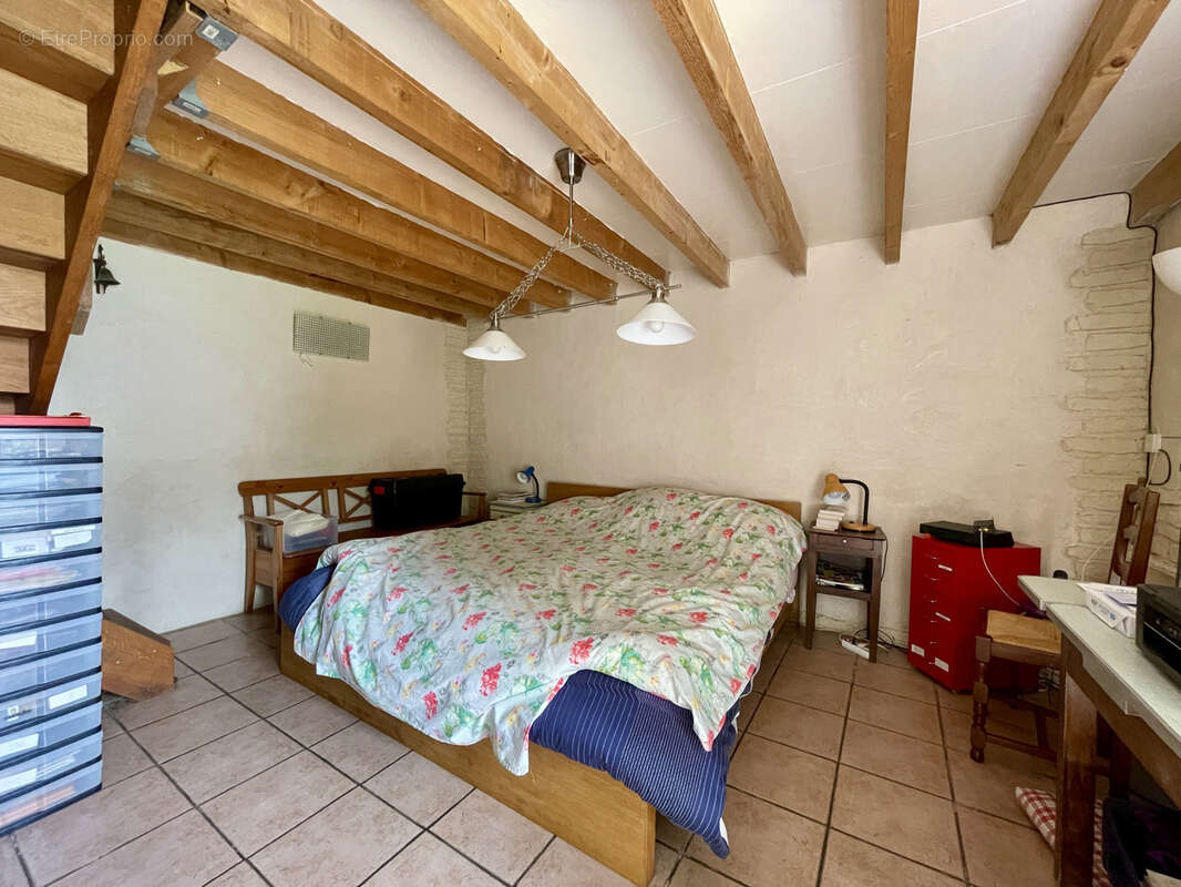 Maison à REUILLY