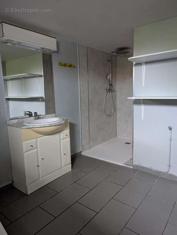 Maison 104 m² à La Comte  - photo 4