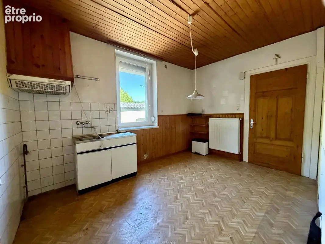 Maison à rénover 86 m2 deux chambres - photo 5