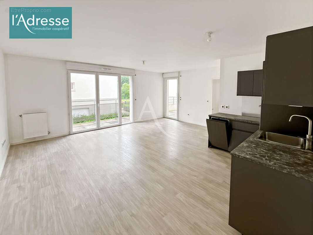 Appartement à HARDRICOURT