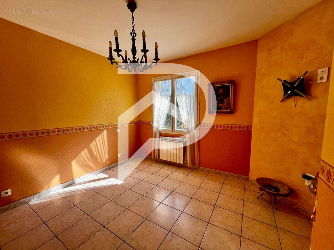 Maison à PEYREHORADE