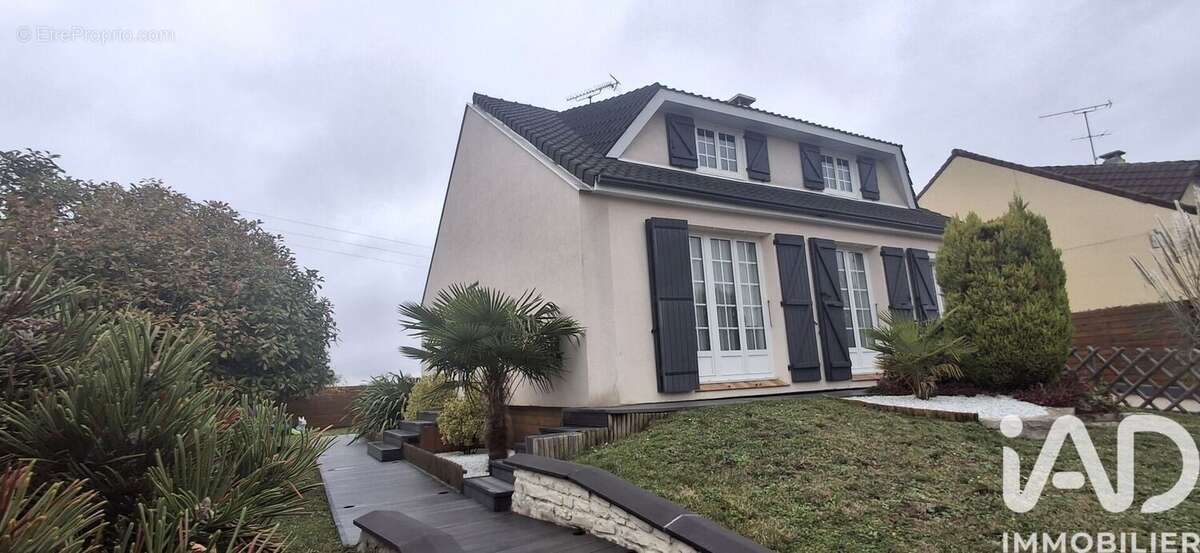 Photo 5 - Maison à CLAYE-SOUILLY