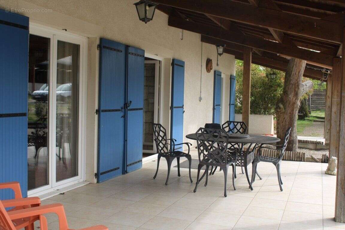 Maison 165 m² à Carmaux  - photo 4