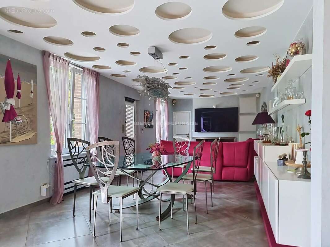 Propriete avec piscine d'exception - photo 8