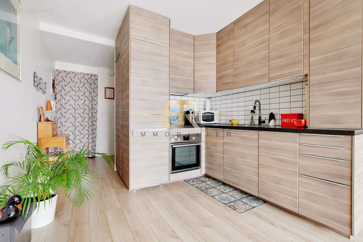 Appartement à PARIS-9E