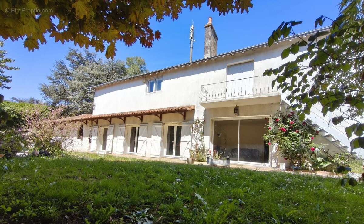 Maison à CIVRAY