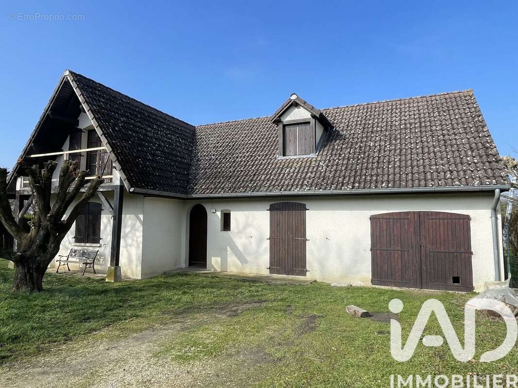 Photo 2 - Maison à LAIVES