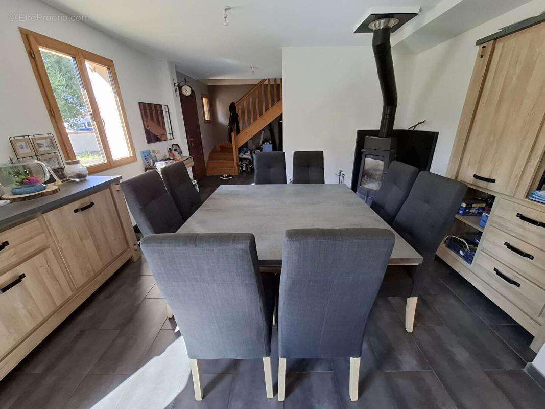 Maison/Pavillon proche LA FERTE VIDAME 9 pièce(s) 137.19 m2 avec terrain 1355m² - photo 5