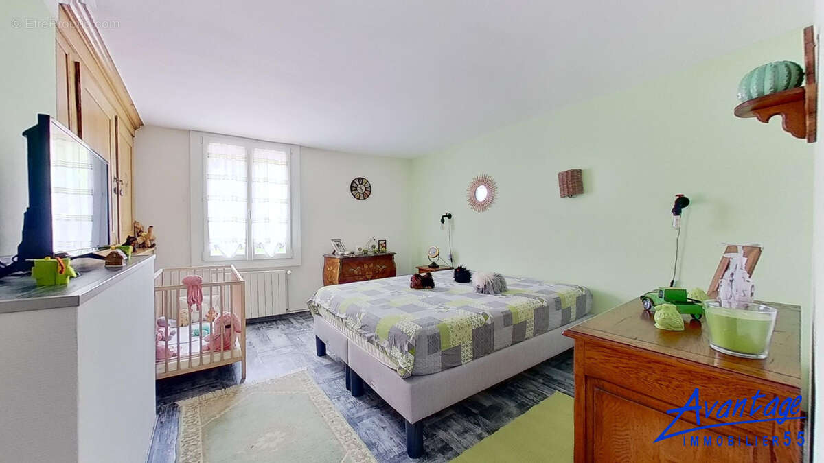 Maison à LISLE-EN-RIGAULT