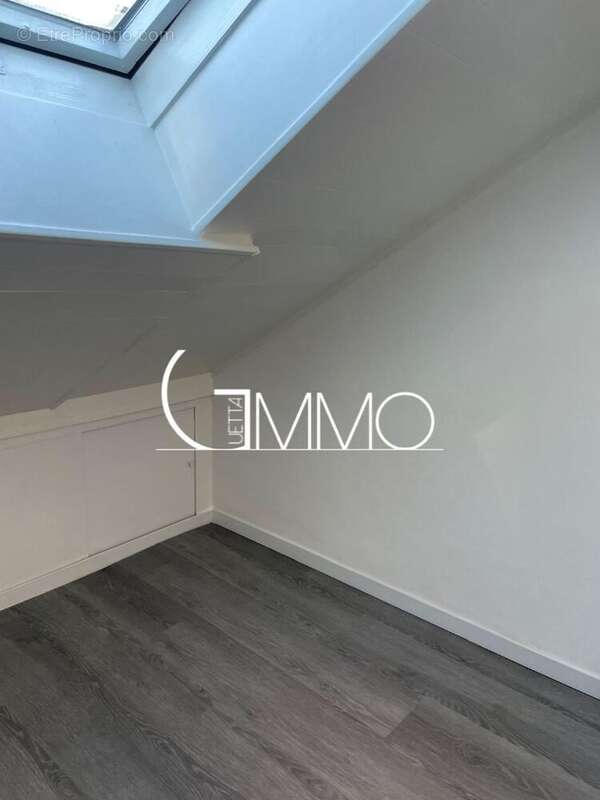 Appartement à PARIS-9E