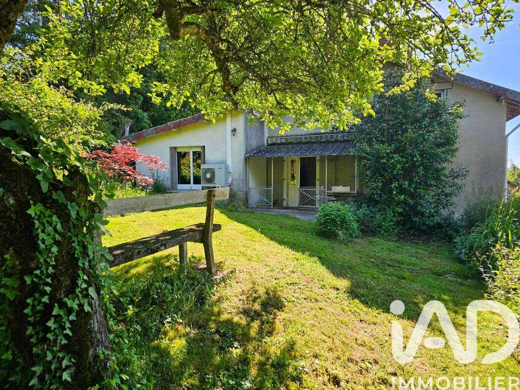 Maison 77 m² à Champagnac-La-Riviere  - photo 2
