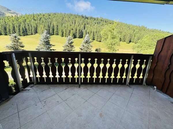 Appartement à LA MORTE