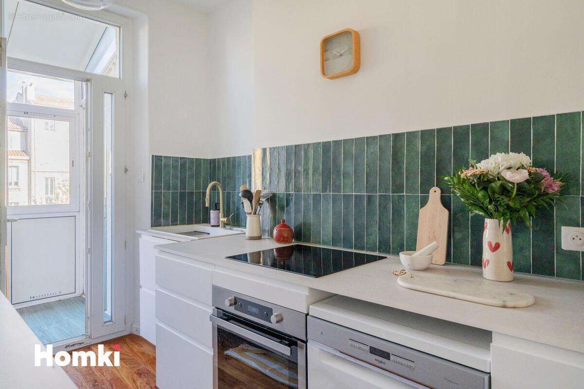 Appartement à MARSEILLE-6E