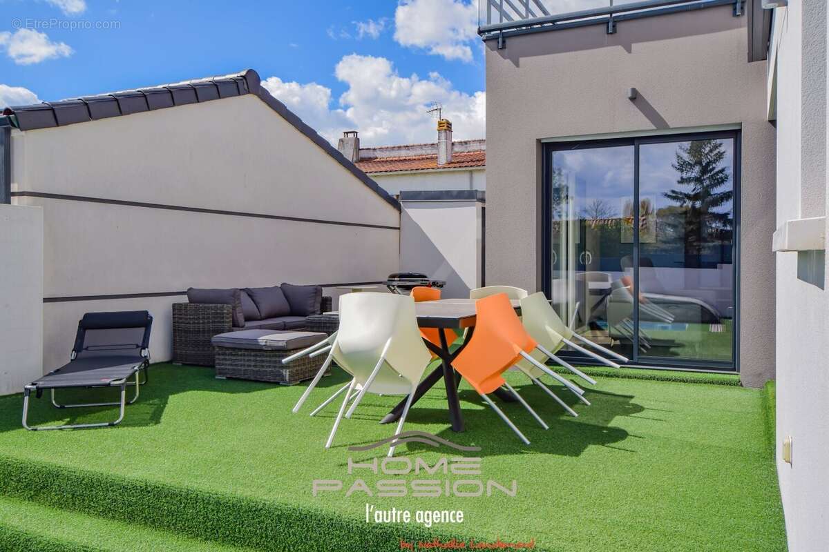 Maison à VAUX-SUR-MER