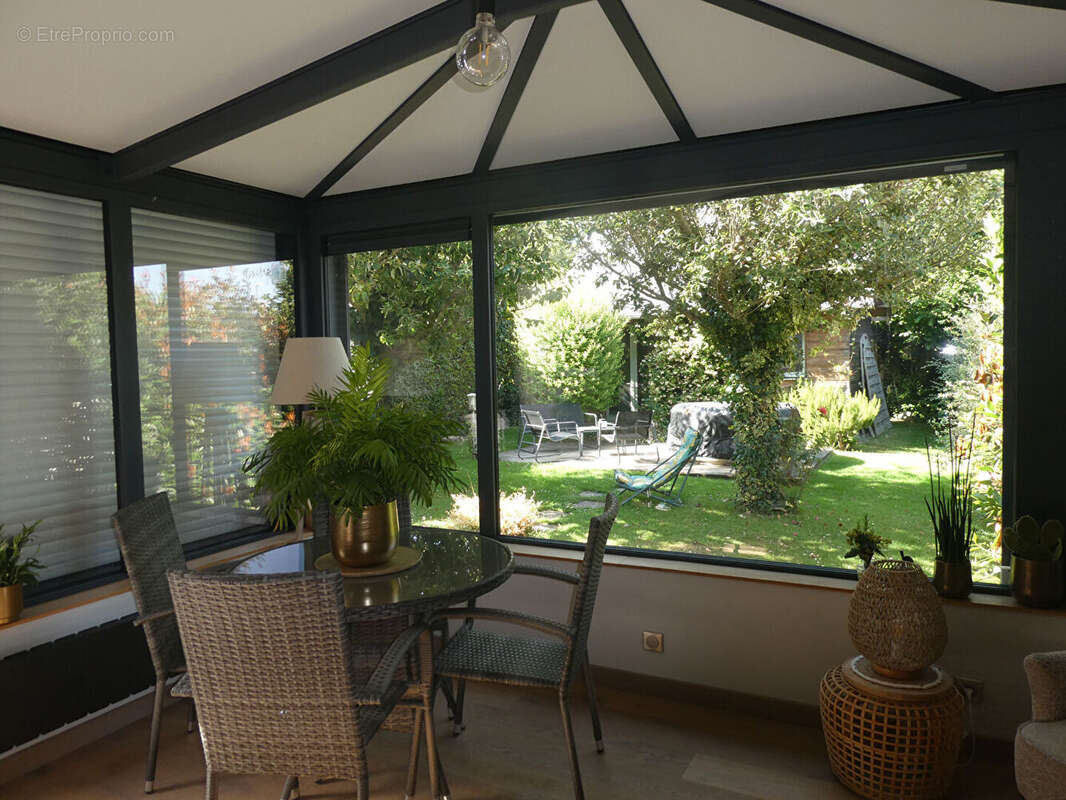 Maison Pont L Eveque, 145 m², 4 ch dt 1 en rdc, 2 SDD, ravissant jardin 434 m² - photo 5