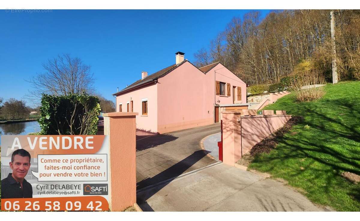 Photo 1 - Maison à SAINT-VALLIER