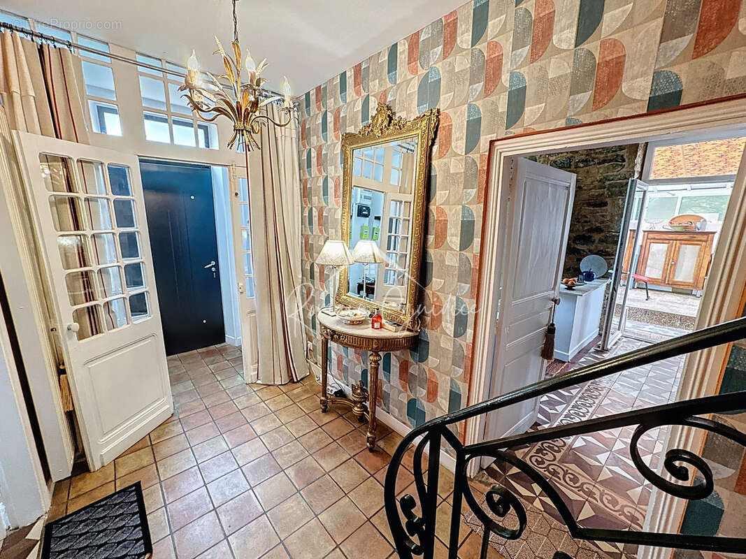 Maison f5 de 147 m2 sur son terrain de 1144 m2 - photo 10