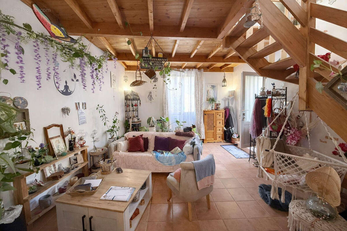 Appartement à CHATEAUNEUF-DU-RHONE