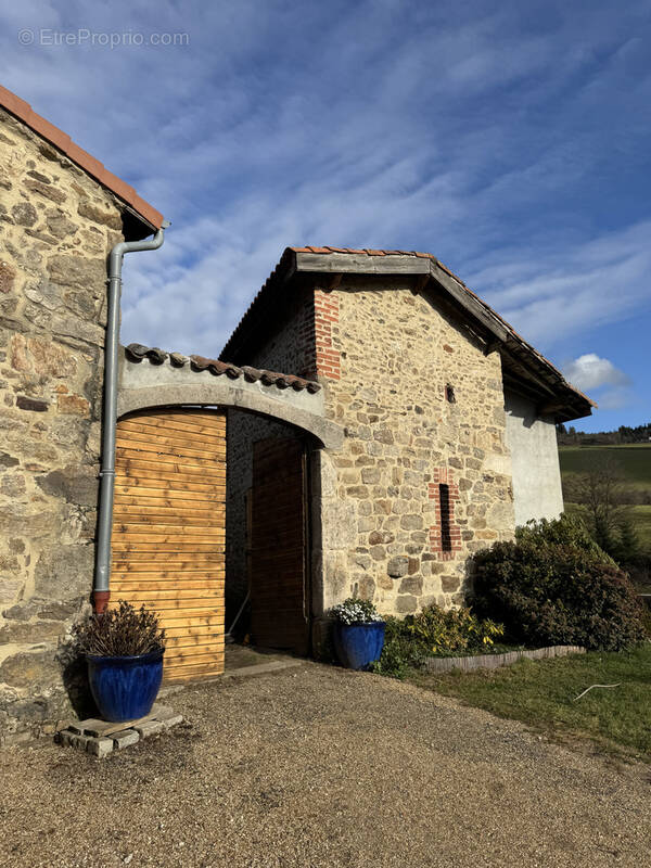 Maison à SAINT-GENEST-MALIFAUX