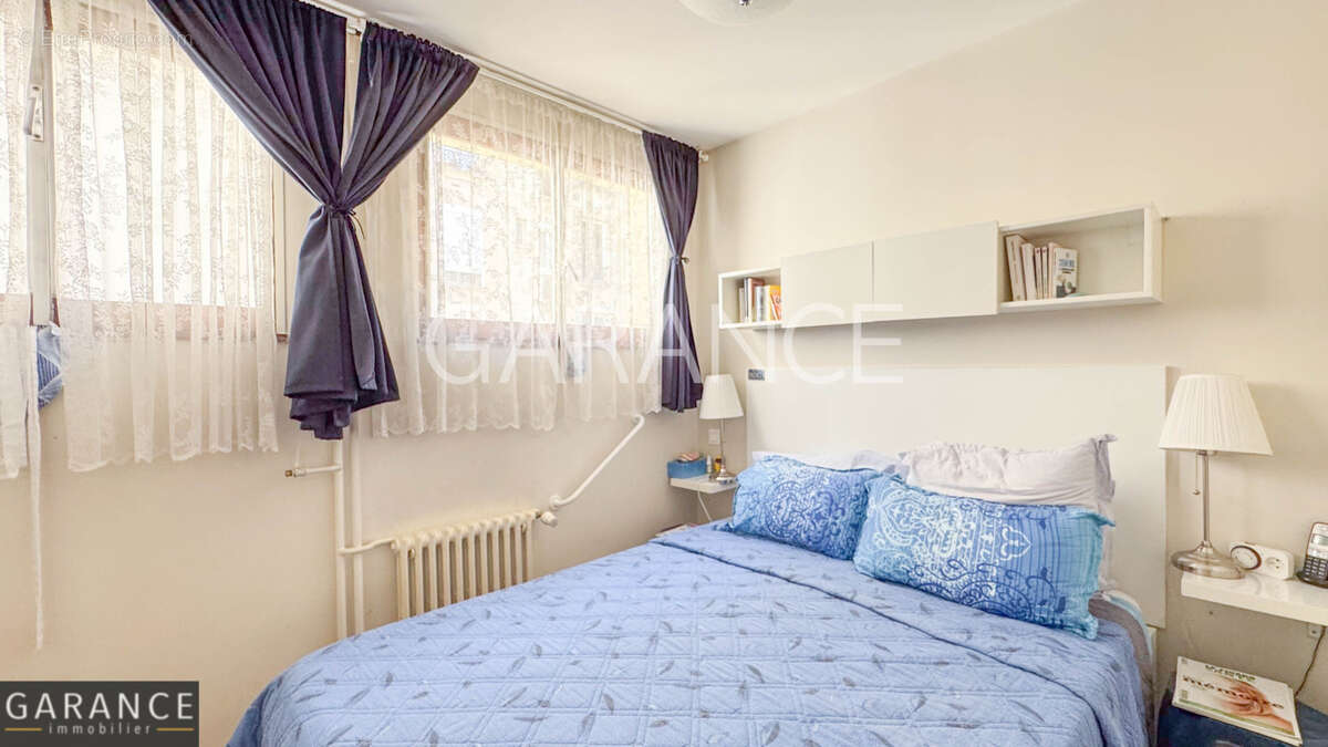 Appartement à PARIS-12E