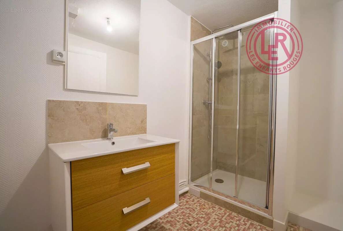 Appartement à PARIS-3E