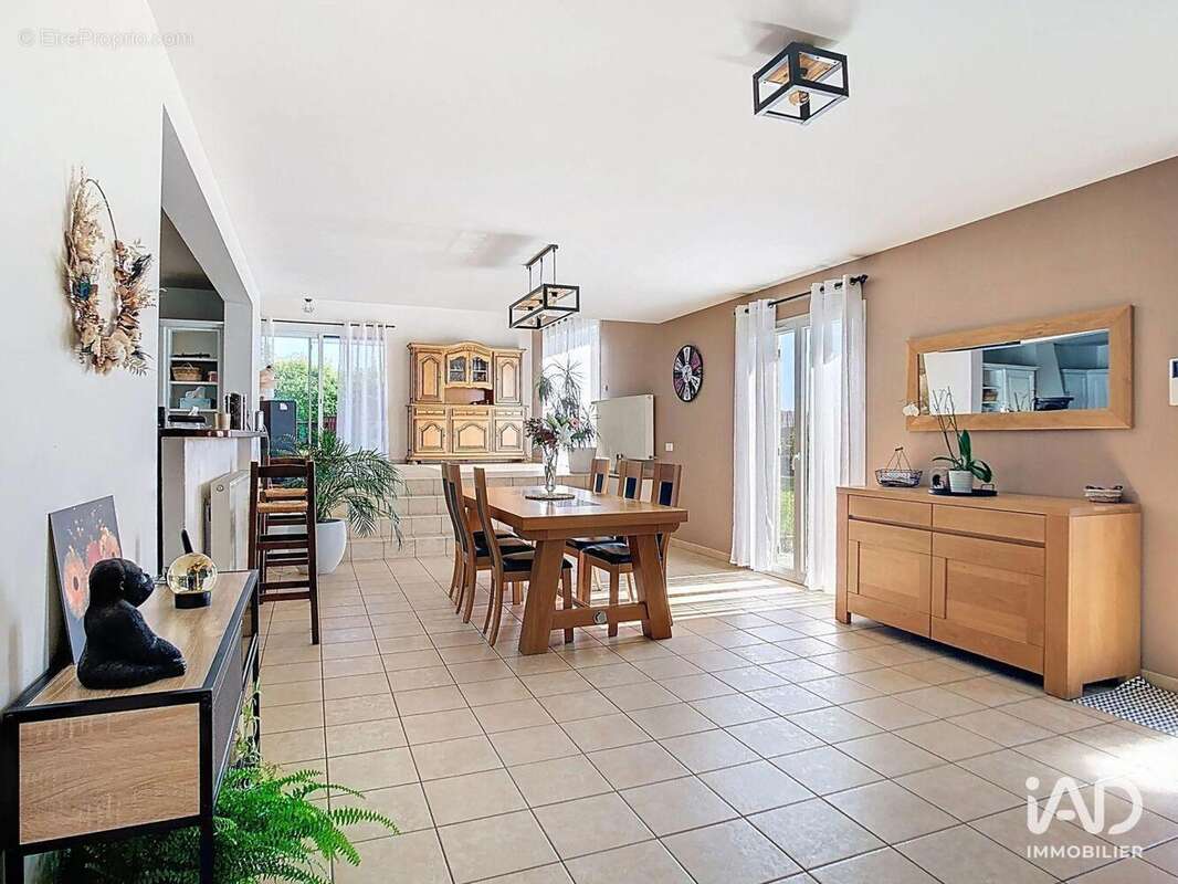 Photo 2 - Maison à AVEIZE