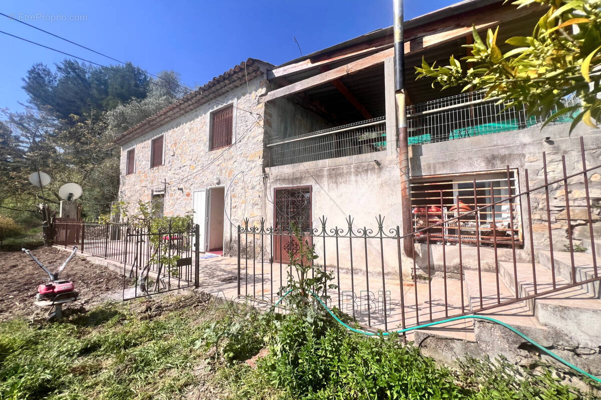 Maison à CANTARON