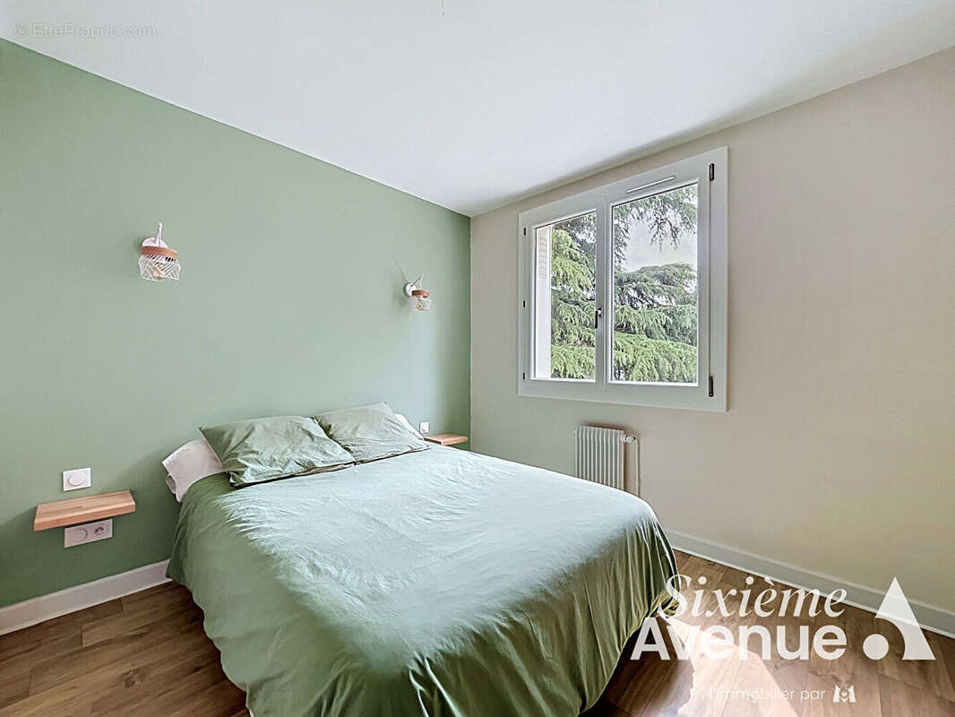 Appartement à BRON